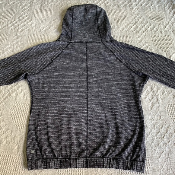 Lululemon pullover - Picture 8 of 9
